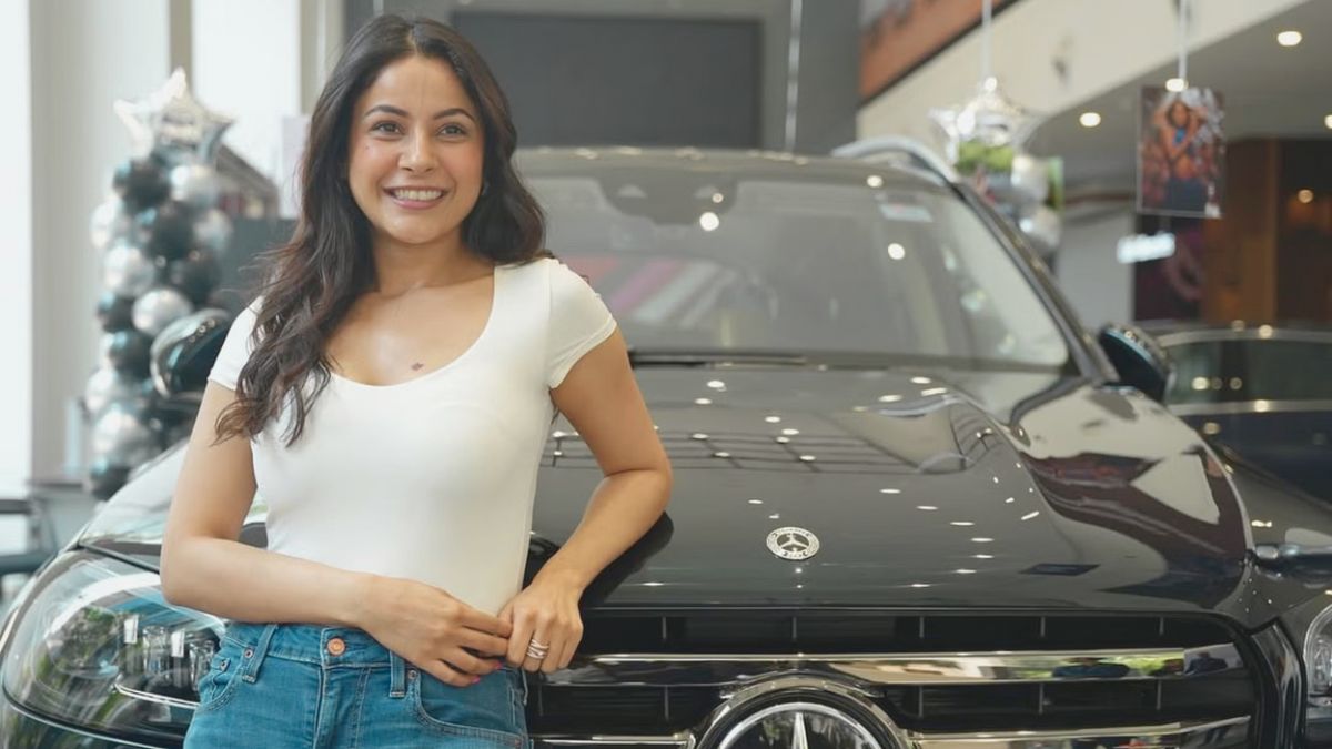 Shehnaaz Gill┬ардиреЗ рдЦрд░реАрджреА рдХрд░реЛрдбрд╝реЛрдВ рдХреА рдорд░реНрд╕рд┐рдбреАрдЬ GLS, рд╢реЗрдпрд░ рдХрд┐рдпрд╛ рдЗрдореЛрд╢рдирд▓ рдкреЛрд╕реНрдЯ тАУ рд╕реЗрд▓реЗрдмреНрд╕ рдФрд░ рдлреИрдВрд╕ рдиреЗ рджреА рдмрдзрд╛рдИ