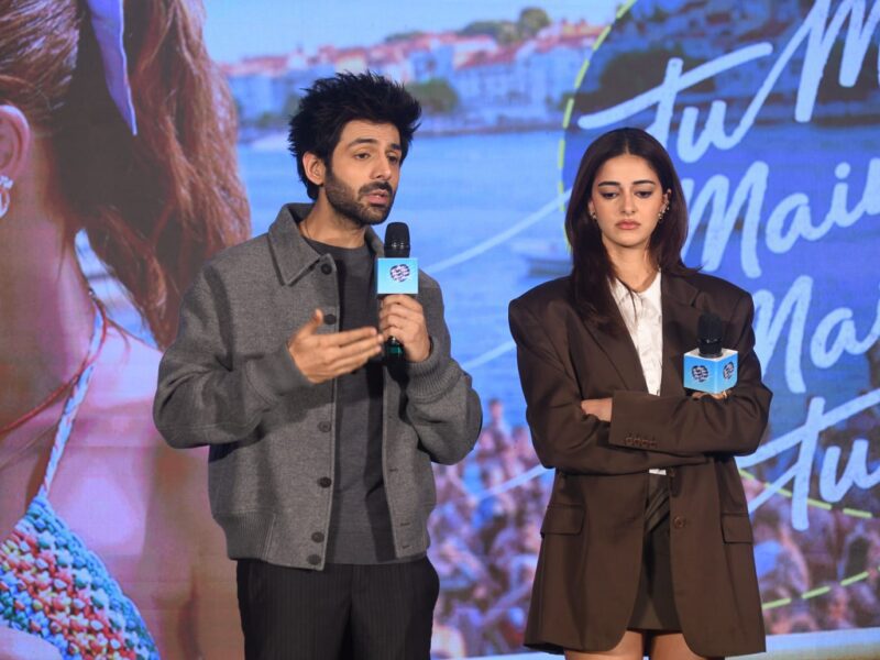 कार्तिक आर्यन और अनन्या पांडे ने दिल्ली में बढ़ाया फिल्म ‘Tu Meri, Main Tera’ का प्रमोशनल उत्साह