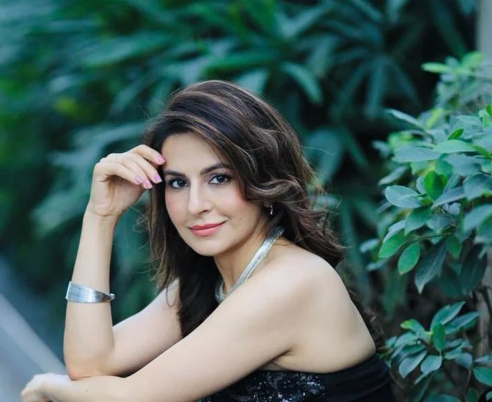 Prakash Jha की कप्तानी में काम करना किसी संस्थान में सीखने जैसा लगा: Roop Durgapal